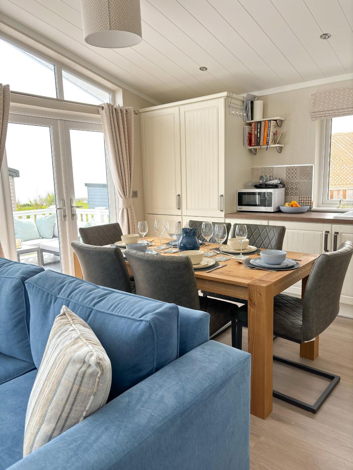 9 Creek Ringstead Villa *